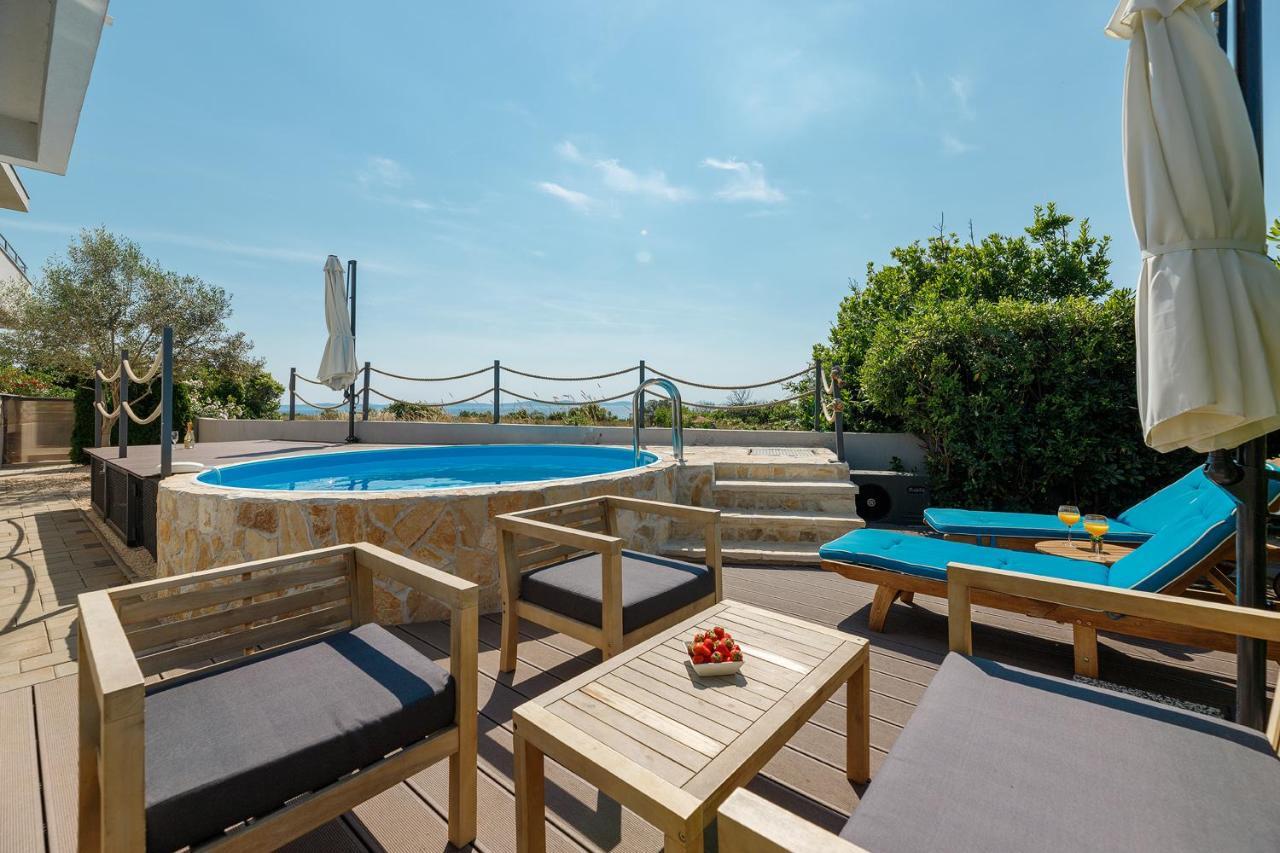 Malo Ferienvilla Privlaka, Pool, Boje, Wi-Fi, Wallbox Privlaka  Exterior photo